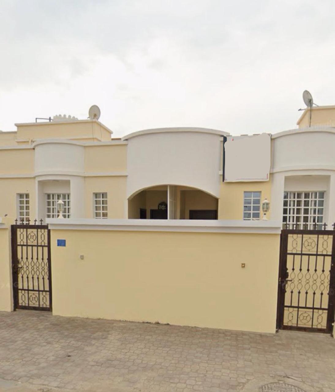 فيلا دور أرضي للبيع العامرات